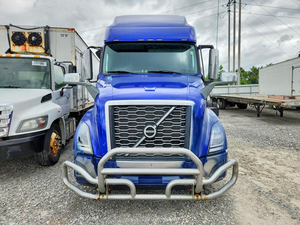 2020 Volvo Vn მანქანა იყიდება აუქციონზე, vin: 4V4NC9EJ8LN269331, აუქციონის ნომერი: 60574976