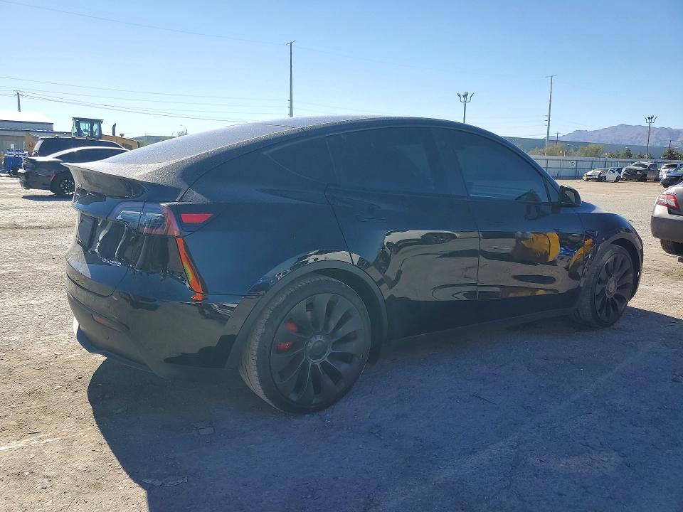 Продажа на аукционе авто 2021 Tesla Model Y, vin: 5YJYGDEF6MF251339, номер лота: 60403226
