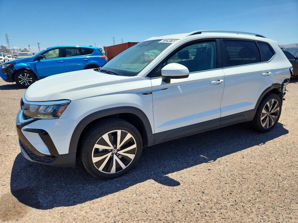 62329876 :رقم المزاد ، 3VVSX7B24RM070088 vin ، 2024 Volkswagen Taos مزاد بيع