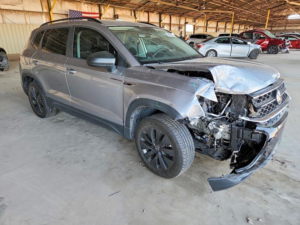 62472626 :رقم المزاد ، 3VVCX7B28PM380360 vin ، 2023 Volkswagen Taos مزاد بيع