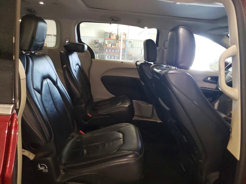 60754776 :رقم المزاد ، 2C4RC1EG8JR333841 vin ، 2018 Chrysler Pacifica مزاد بيع