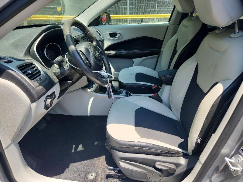 58890746 :رقم المزاد ، 3C4NJCBB5JT495190 vin ، 2018 Jeep Compass مزاد بيع