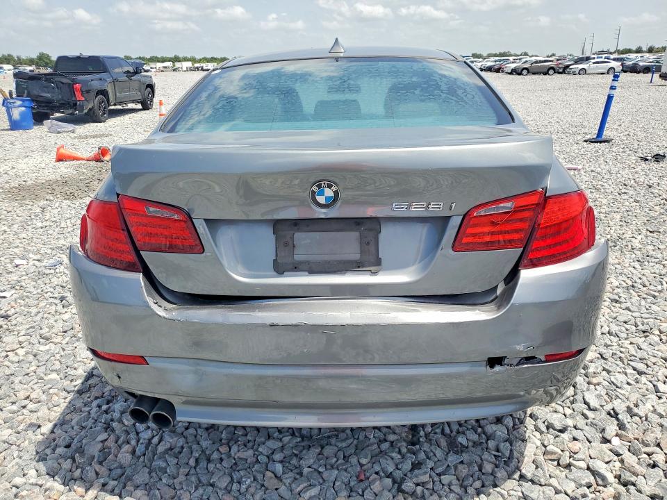 2011 Bmw 528 მანქანა იყიდება აუქციონზე, vin: WBAFR1C52BC260024, აუქციონის ნომერი: 58809246