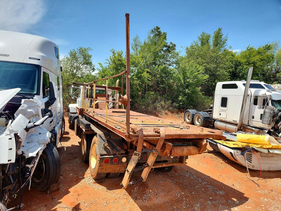 2000 Mack Rd688s მანქანა იყიდება აუქციონზე, vin: 1M2P267C9YM050133, აუქციონის ნომერი: 61240596