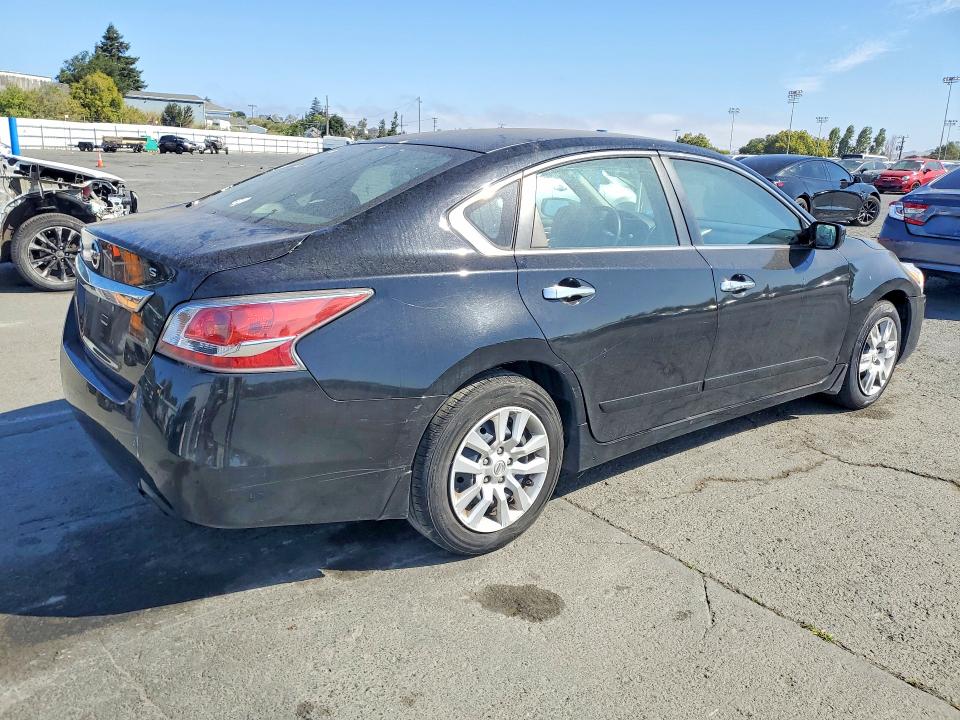 Продаж на аукціоні авто 2015 Nissan Altima, vin: 1N4AL3AP5FC577340, номер лоту: 61388756