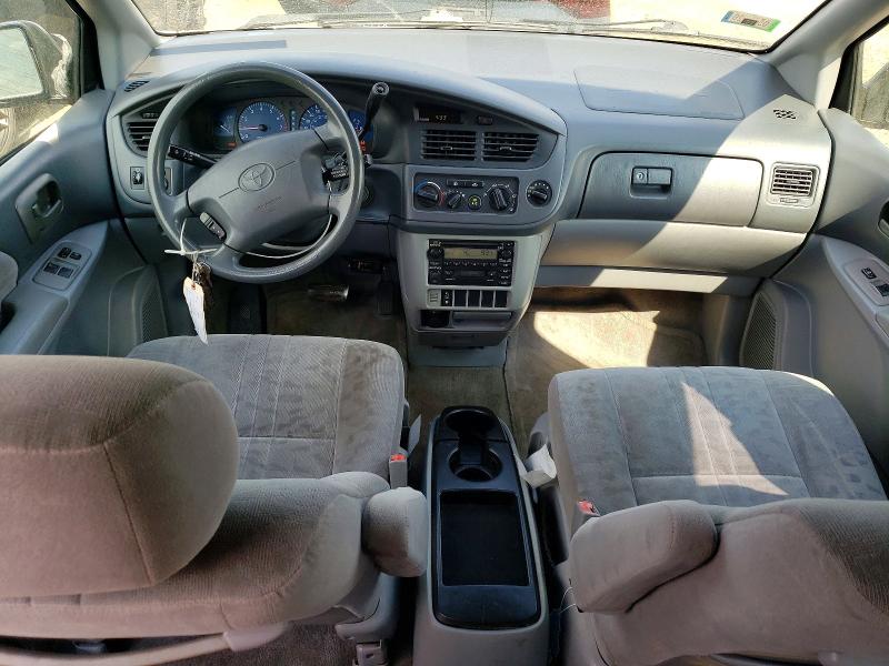 2002 Toyota Sienna მანქანა იყიდება აუქციონზე, vin: 4T3ZF13C02U501700, აუქციონის ნომერი: 60715876