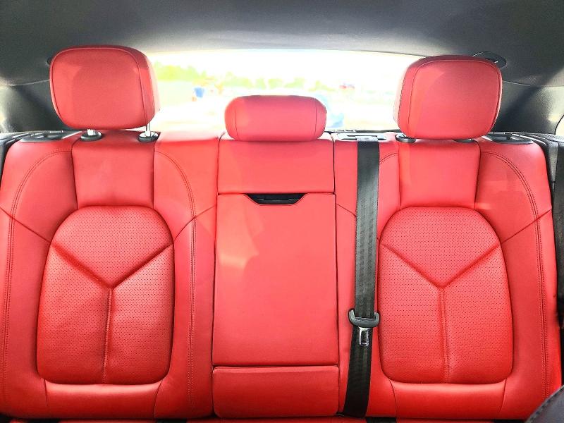 59913356 :رقم المزاد ، WP1AB2A51HLB14120 vin ، 2017 Porsche Macan مزاد بيع