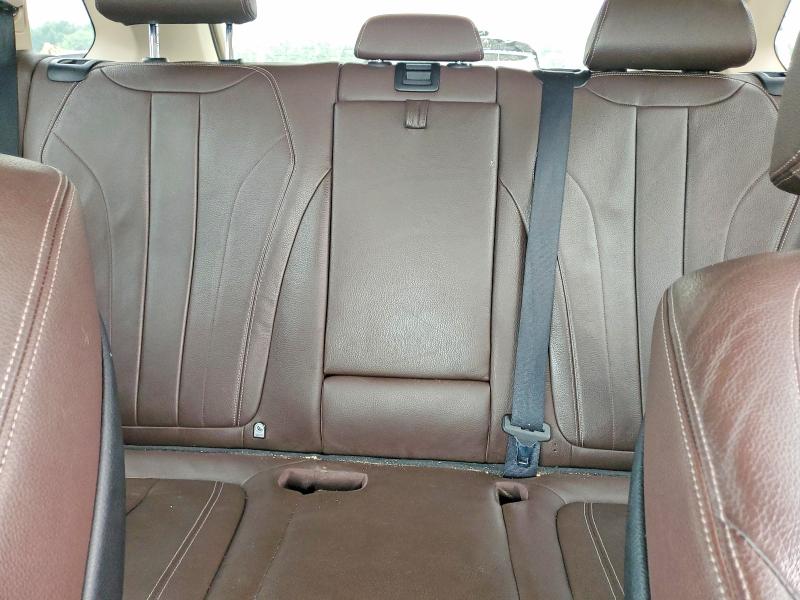 61108516 :رقم المزاد ، 5UXKR0C55F0K72055 vin ، 2015 Bmw X5 مزاد بيع