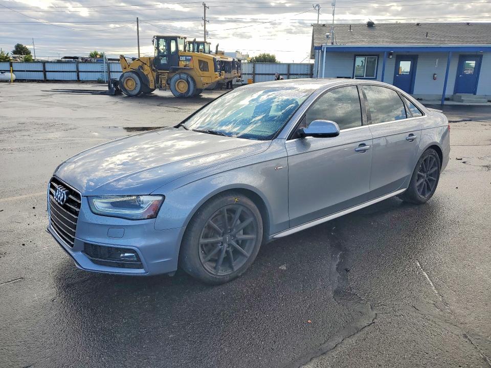 59396596 :رقم المزاد ، WAUFFAFL3FN023586 vin ، 2015 Audi A4 مزاد بيع