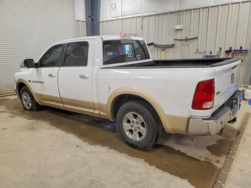 61620996 :رقم المزاد ، 1D7RB1CT8BS530422 vin ، 2011 Dodge Ram 1500 مزاد بيع