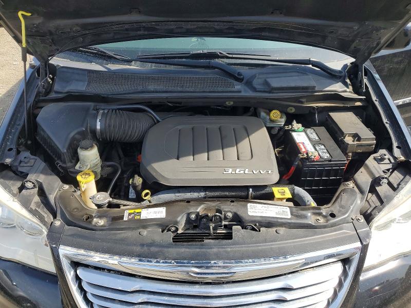 62539176 :رقم المزاد ، 2C4RC1BG7GR290901 vin ، 2016 Chrysler Town & Country مزاد بيع