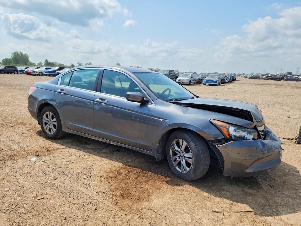 61675926 :رقم المزاد ، 1HGCP2F61BA058813 vin ، 2011 Honda Accord مزاد بيع