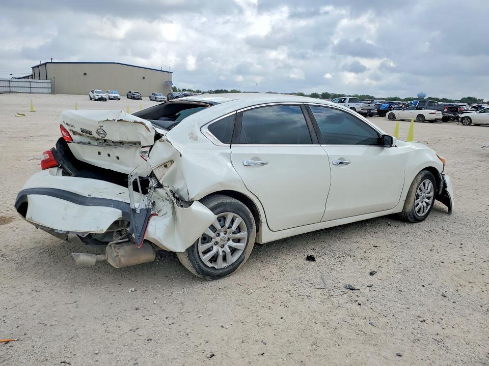 Продаж на аукціоні авто 2016 Nissan Altima, vin: 1N4AL3AP1GC236146, номер лоту: 62715546