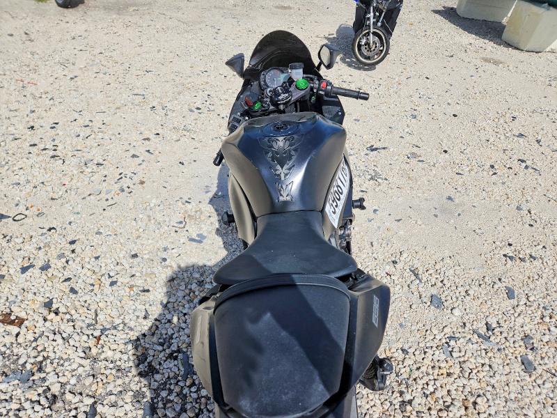 59681766 :رقم المزاد ، JKBZXJE13FA016180 vin ، 2015 Kawasaki Zx636 مزاد بيع