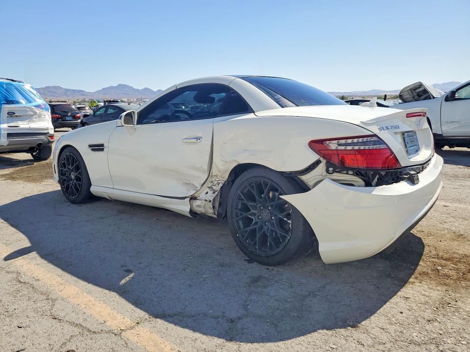 Продаж на аукціоні авто 2015 Mercedes-benz Slk, vin: WDDPK4HA9FF103457, номер лоту: 58985256