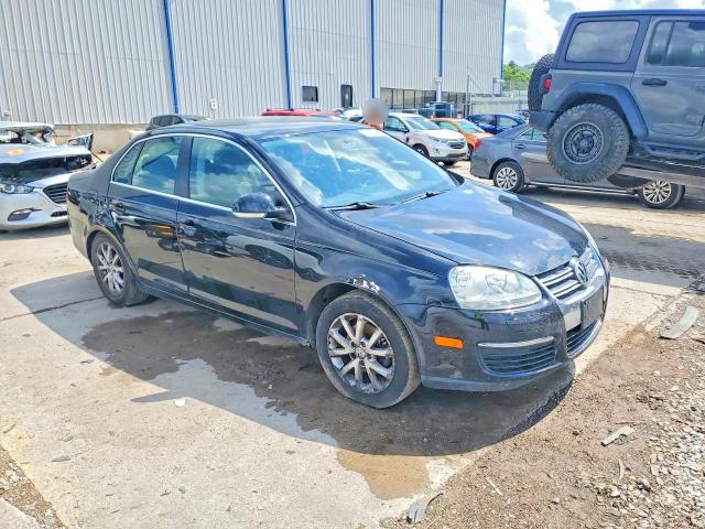 61138516 :رقم المزاد ، 3VWRX7AJ3AM065679 vin ، 2010 Volkswagen Jetta مزاد بيع