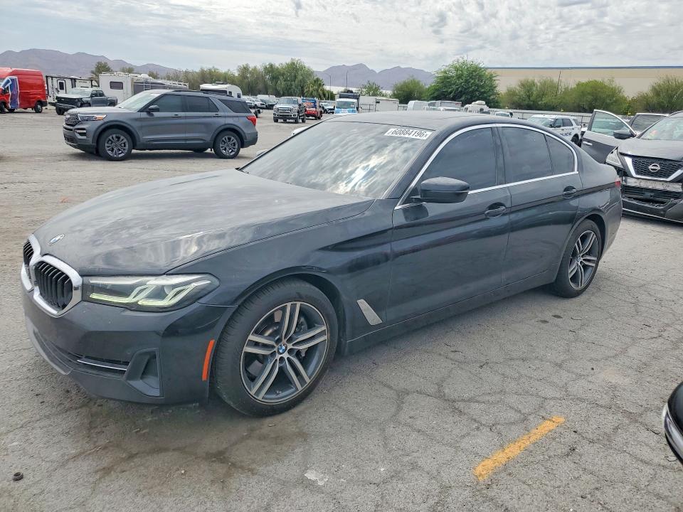 65413086 :رقم المزاد ، WBA53BH05NCK93894 vin ، 2022 Bmw 530 مزاد بيع