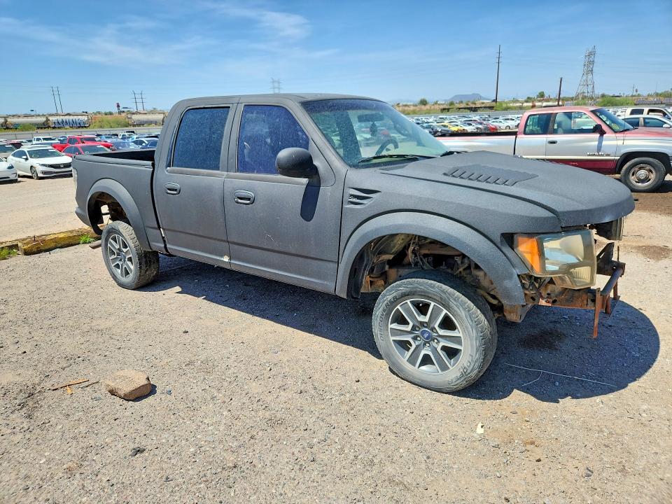 63423506 :رقم المزاد ، 1FTRW08LX1KD70138 vin ، 2001 Ford F150 مزاد بيع