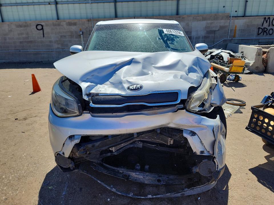 60612296 :رقم المزاد ، KNDJN2A24F7817151 vin ، 2015 Kia Soul مزاد بيع