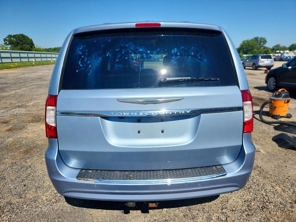 61145326 :رقم المزاد ، 2C4RC1BG0GR200083 vin ، 2016 Chrysler Town & Country مزاد بيع