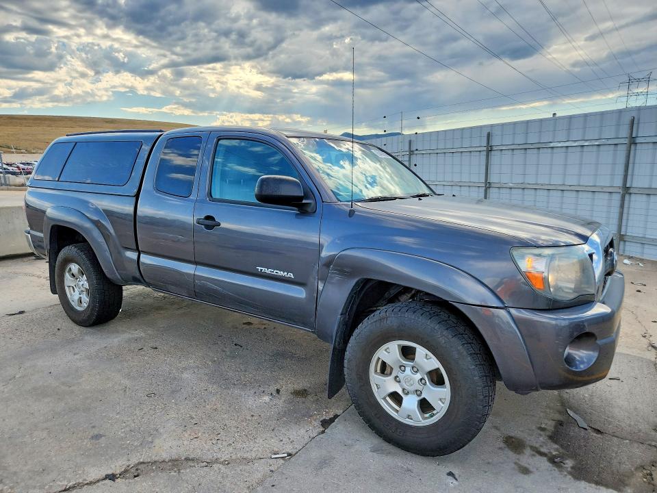 Продаж на аукціоні авто 2011 Toyota Tacoma, vin: 5TFUU4EN6BX015534, номер лоту: 60400636