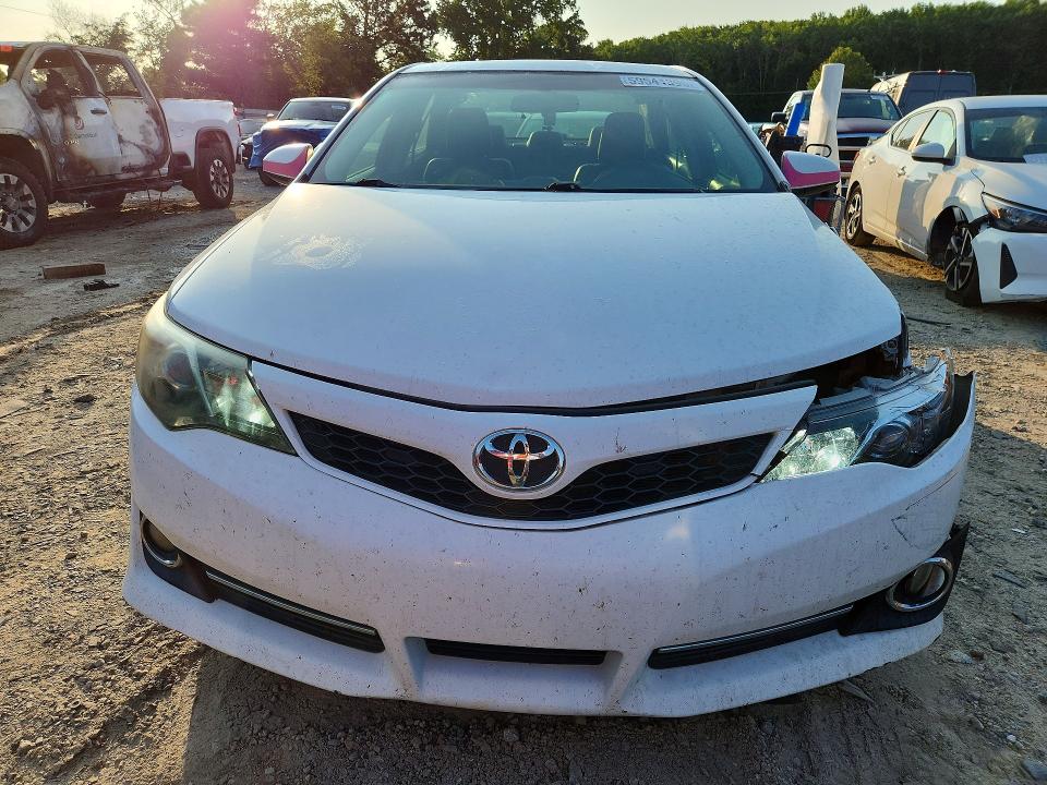 2013 Toyota Camry მანქანა იყიდება აუქციონზე, vin: 4T1BF1FK2DU652392, აუქციონის ნომერი: 59541396