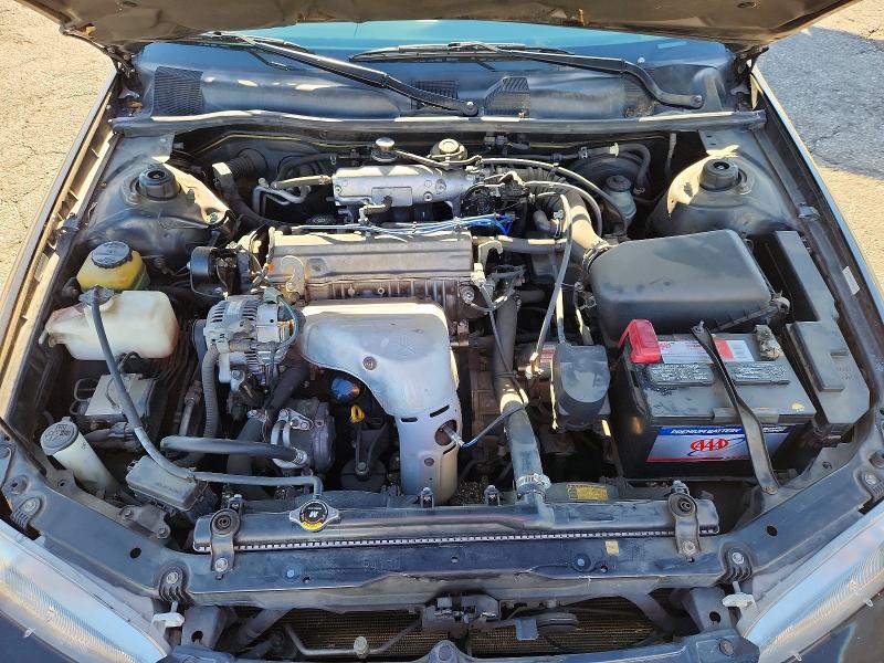 60069546 :رقم المزاد ، JT2BG28K2W0152093 vin ، 1998 Toyota Camry مزاد بيع