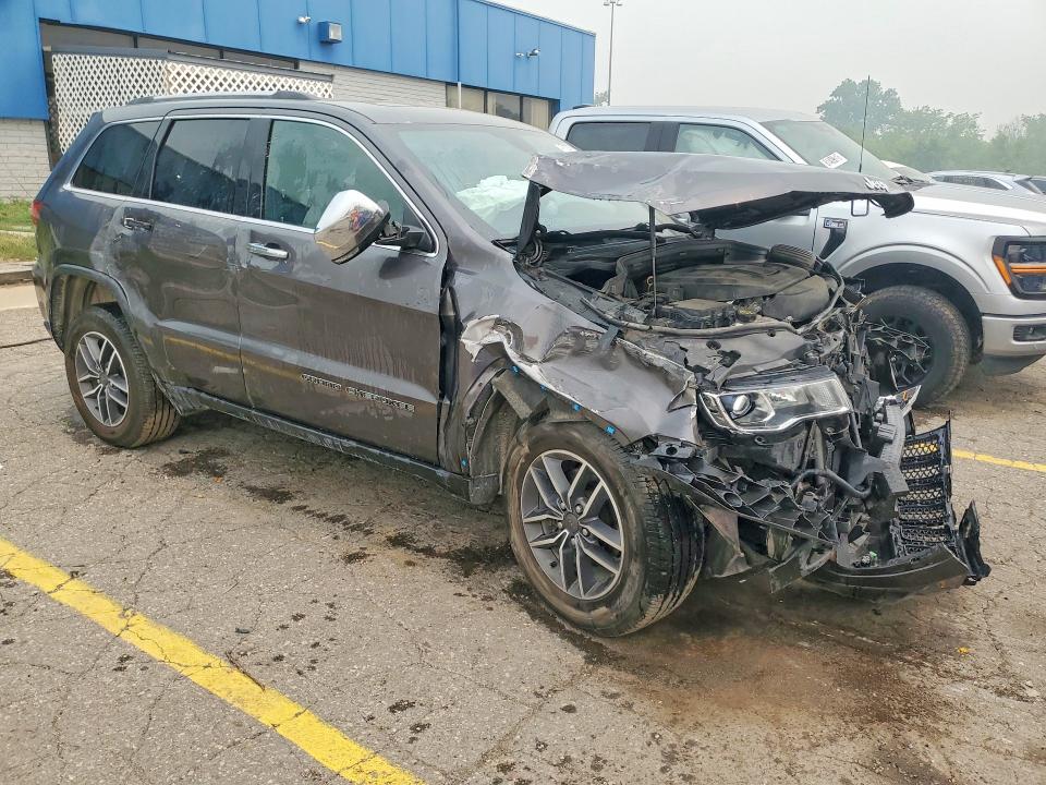 61368236 :رقم المزاد ، 1C4RJFBG4LC440565 vin ، 2020 Jeep Grand Cherokee مزاد بيع