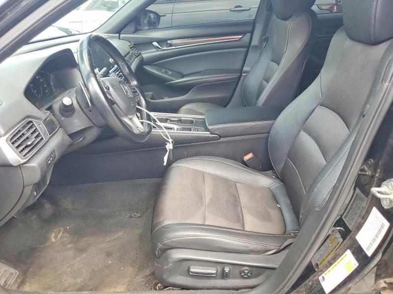 59785926 :رقم المزاد ، 1HGCV1F37KA113545 vin ، 2019 Honda Accord مزاد بيع