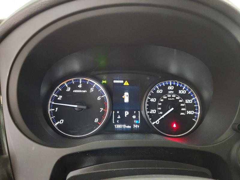 61122566 :رقم المزاد ، JA4AZ2A32HZ008567 vin ، 2017 Mitsubishi Outlander مزاد بيع