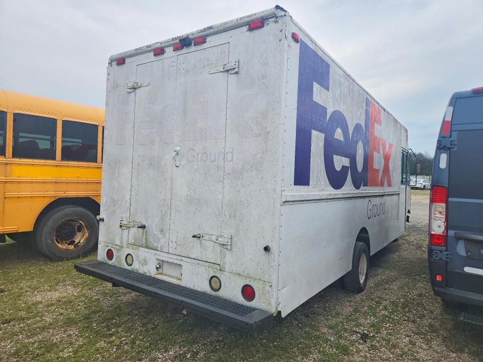 59818596 :رقم المزاد ، 1FCLE49LX3HA89519 vin ، 2003 Ford E450 مزاد بيع