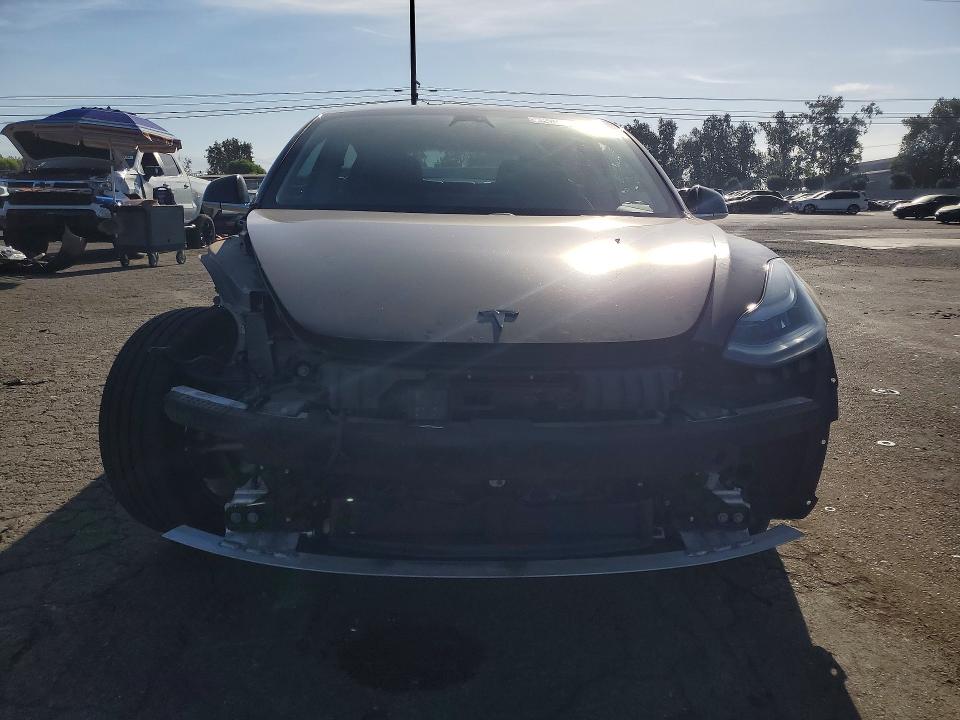 62805466 :رقم المزاد ، 5YJ3E1EA7LF798797 vin ، 2020 Tesla Model 3 مزاد بيع