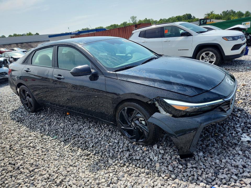 62854946 :رقم المزاد ، KMHLM4DG3TU105379 vin ، 2026 Hyundai Elantra مزاد بيع