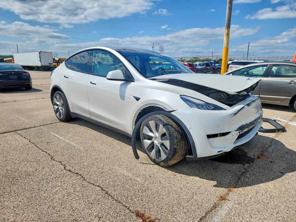 62159206 :رقم المزاد ، 5YJYGDEE7LF020391 vin ، 2020 Tesla Model Y مزاد بيع