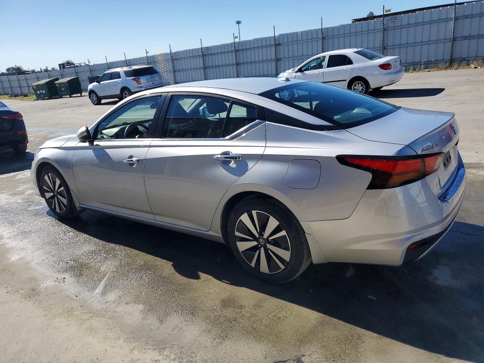 Продаж на аукціоні авто 2022 Nissan Altima, vin: 1N4BL4DV5NN337745, номер лоту: 62290446