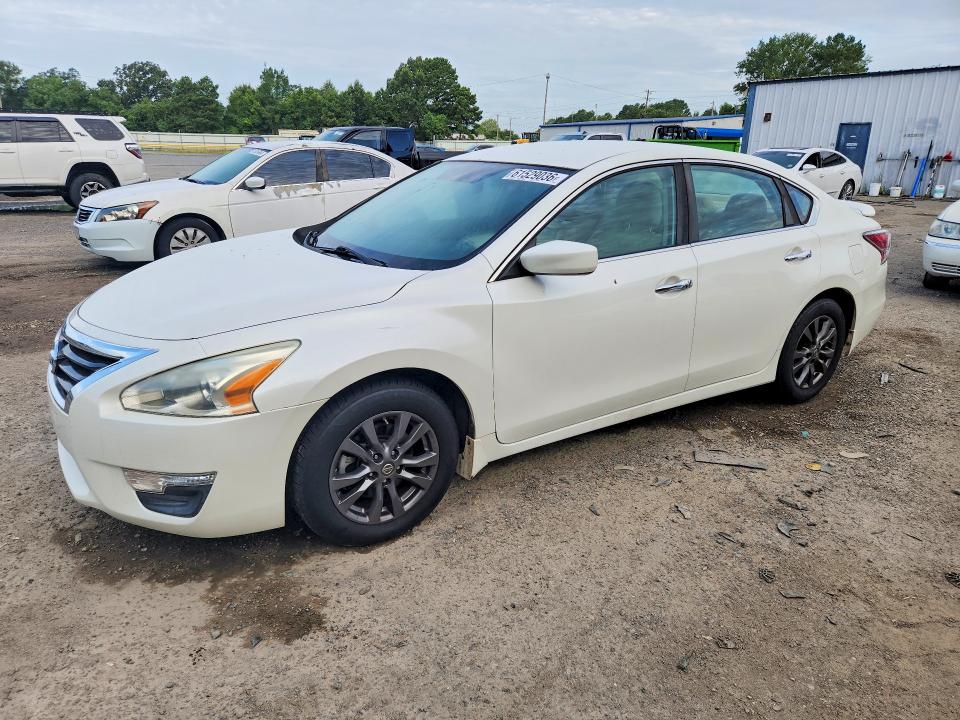 Продаж на аукціоні авто 2015 Nissan Altima, vin: 1N4AL3AP8FC598330, номер лоту: 61529036