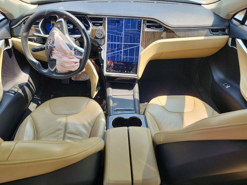 62989346 :رقم المزاد ، 5YJSA1CN6DFP22471 vin ، 2013 Tesla Model S مزاد بيع