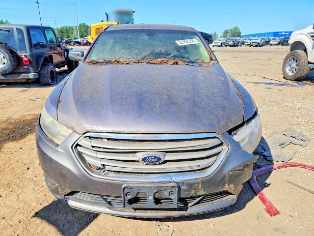 62352396 :رقم المزاد ، 1FAHP2F82DG200131 vin ، 2013 Ford Taurus مزاد بيع