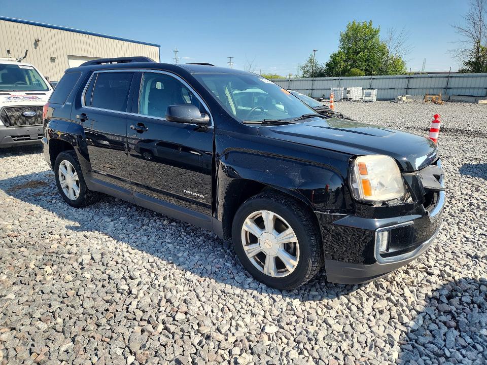 61340436 :رقم المزاد ، 2GKFLTE33H6335055 vin ، 2017 Gmc Terrain مزاد بيع