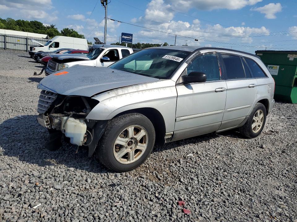 61539846 :رقم المزاد ، 2C8GM68454R581454 vin ، 2004 Chrysler Pacifica مزاد بيع