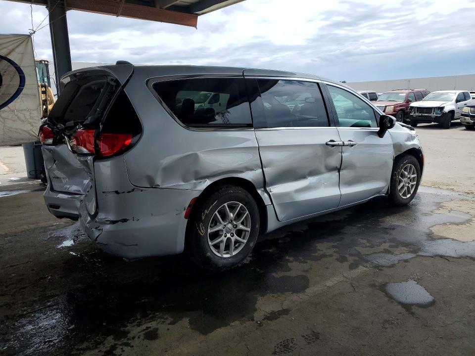 Продажа на аукционе авто 2023 Chrysler Voyager, vin: 2C4RC1CGXPR615605, номер лота: 60703516