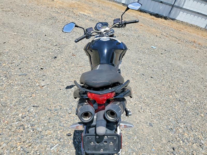 59720826 :رقم المزاد ، ZD4RAC014GS001542 vin ، 2016 Aprilia Shiver مزاد بيع