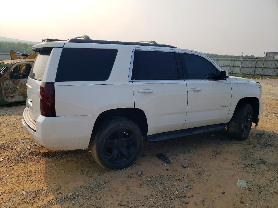 2015 Chevrolet Tahoe მანქანა იყიდება აუქციონზე, vin: 1GNSKBKC2FR175853, აუქციონის ნომერი: 61485156