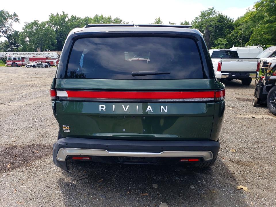 60600176 :رقم المزاد ، 7PDSGABLXPN020988 vin ، 2023 Rivian R1s مزاد بيع