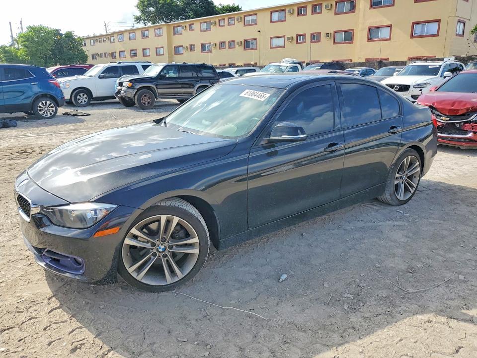61864466 :رقم المزاد ، WBA3A5G50DNP21529 vin ، 2013 Bmw 328 مزاد بيع