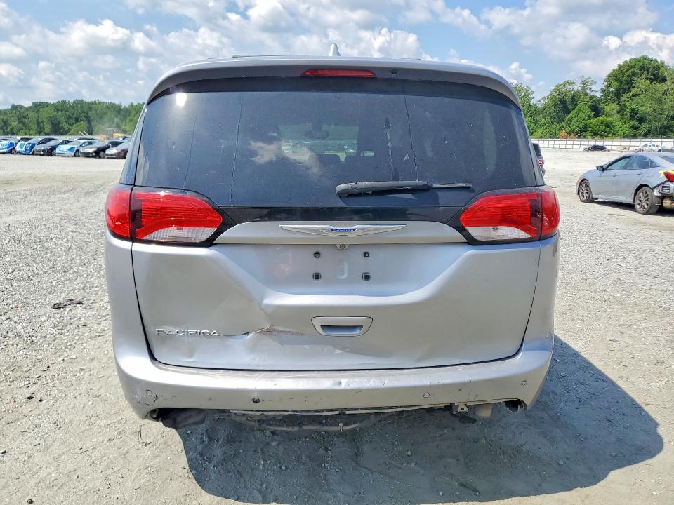 59947896 :رقم المزاد ، 2C4RC1BGXJR258645 vin ، 2018 Chrysler Pacifica مزاد بيع