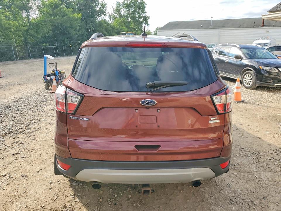 Продажа на аукционе авто 2018 Ford Escape, vin: 1FMCU0GD4JUA89717, номер лота: 62349276