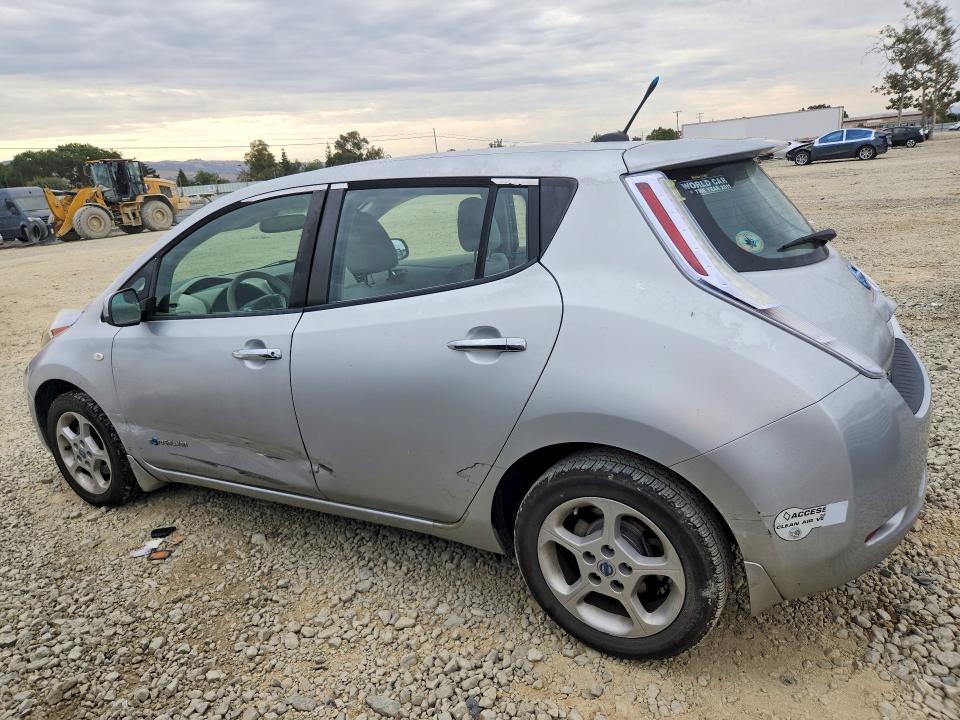 2011 Nissan Leaf მანქანა იყიდება აუქციონზე, vin: JN1AZ0CP8BT009214, აუქციონის ნომერი: 60064776