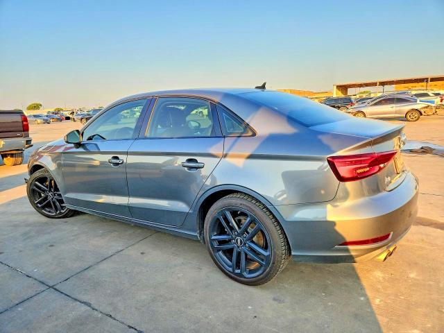 61674236 :رقم المزاد ، WAUAUGFF8LA054140 vin ، 2020 Audi A3 مزاد بيع