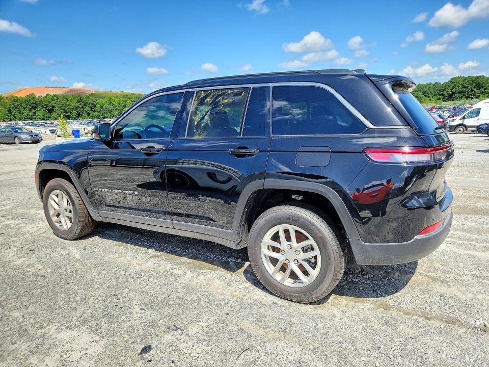 Продажа на аукционе авто 2025 Jeep Grand Cherokee, vin: 1C4RJGAG8SC370896, номер лота: 61479286